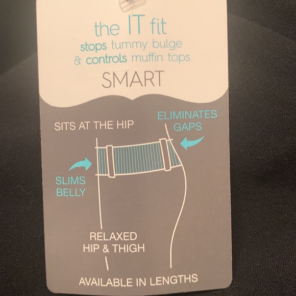 🌟NWT Maurices Black SMART Bermuda SHORTS Size 3/4 - Picture 2 of 14